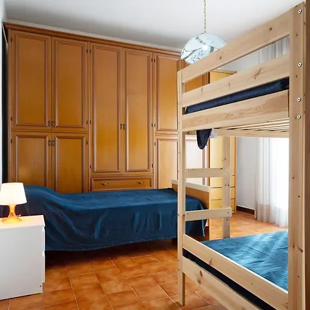 Apartment Casa Vacanze Mare Blu *